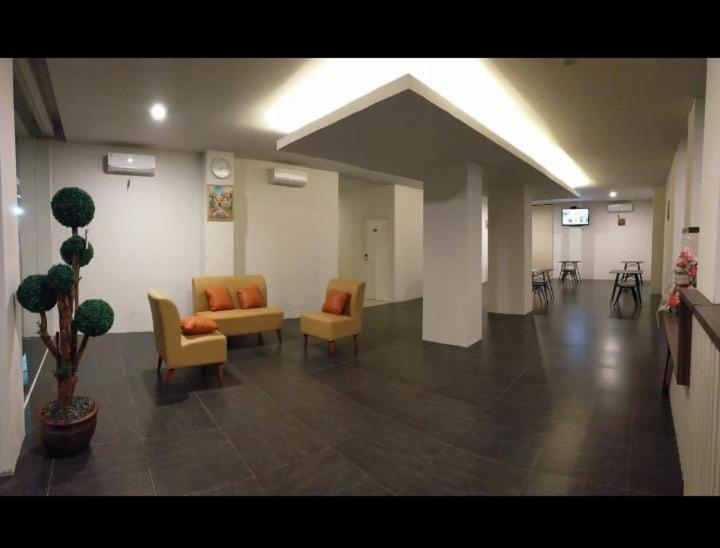 Отель Cendana Coliving Solo Baru Экстерьер фото